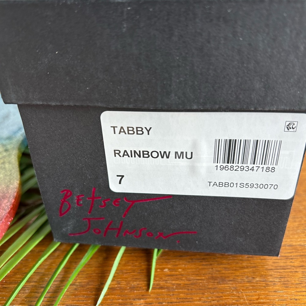 NWT Betsey Johnson Tabby Butterfly Sandal - Picture 6 of 9